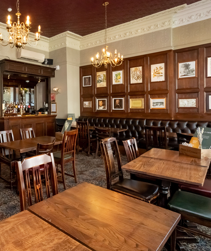 7242_GK_HT_Rose&Crown_Mayfair_Venue_2024_004.JPG
