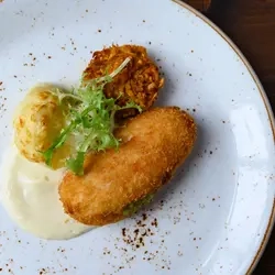 Metro - Chesterfield Arms (Mayfair) -Chicken Kiev