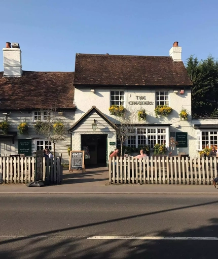 Chequers
  (Bromley) Exterior