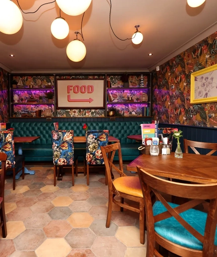 interior restaurant 