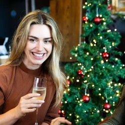 Christmas_GK_HT_People-Lifestyle_Festive-Drinks_2024_011.jpg