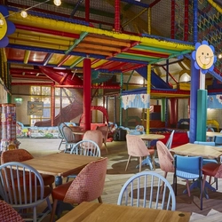 The seating area and play area at Wacky Warehouse at the Sovereigns.