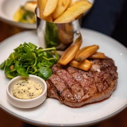 Metro - Prince Bonaparte (Paddington) - Food - Steak and Chips