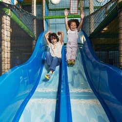 DB_WW_People_Lifestyle_Children-Playing-In-Softplay_2024_099.jpg
