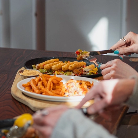 A Mix-It-Up Platter served at the Plank & Leggit.