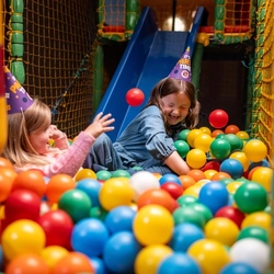 DB_WW_People_Lifestyle_Party-Soft-Play_2024_010.jpg