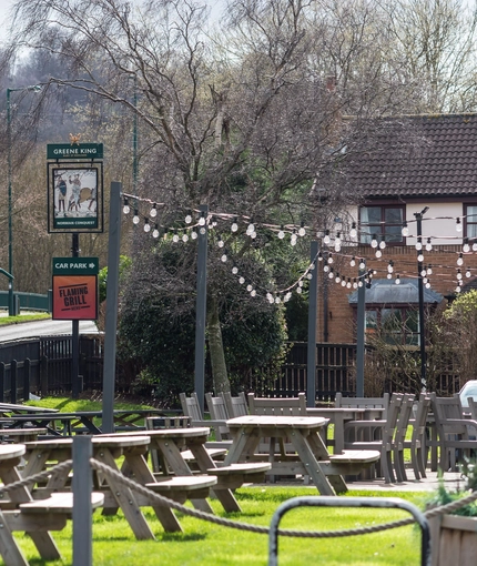 iexterior beer garden