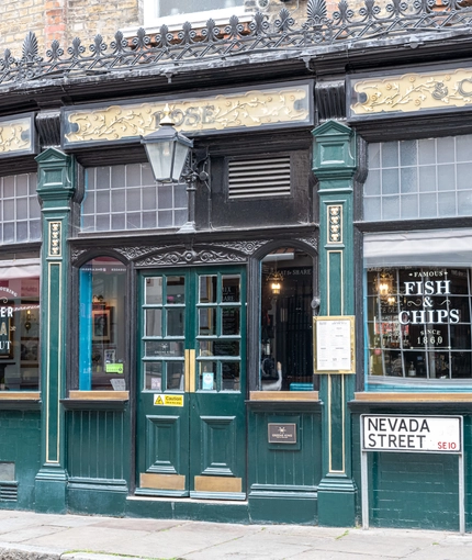 The Ye Olde Rose & Crown Pub Restaurant in Greenwich