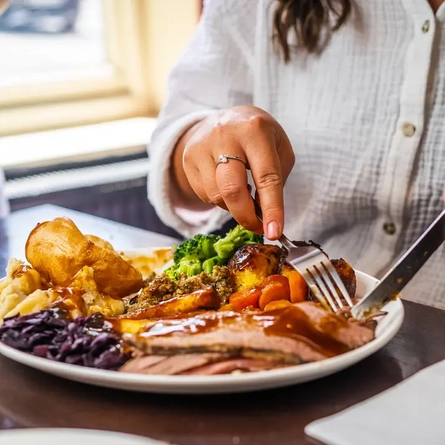 DB_FHI_Product_Lifestyle_Carvery-Summer_2024_009.jpg