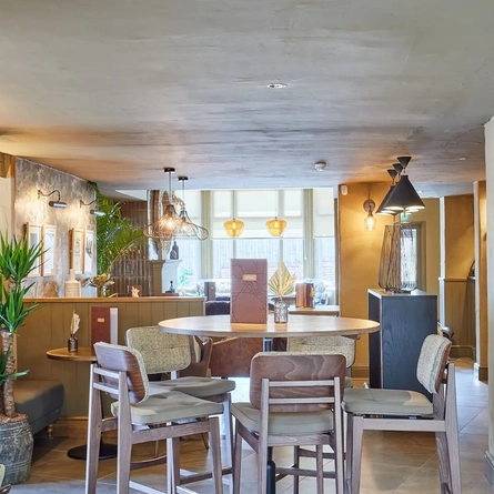 6178_P&V_Crafted_Four-Oaks_Sutton-Coldfield_Venue_Interior_2023_004