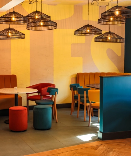 The restaurant area of a pub.