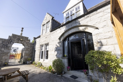 Exterior shot of the pubs facade