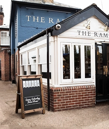 Metro - Ram (Kingston-Upon-Thames) - The exterior of The Ram
