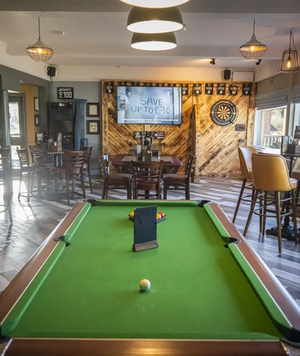 interior pub games