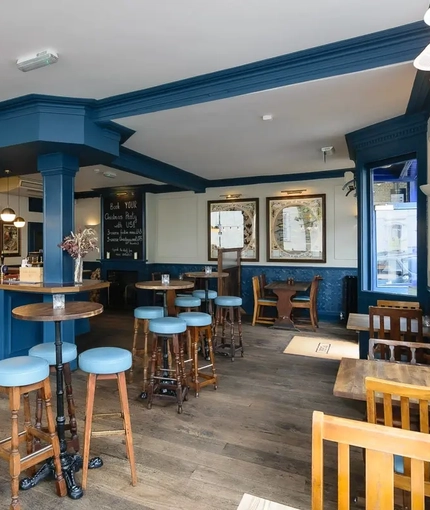 Metro - Havelock Tavern (Brook Green) - The bar area of The Havelock Tavern