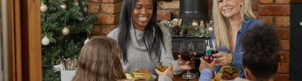 Christmas_GK_P&C_Lifestyle_Family-Dining_2023_023.jpg