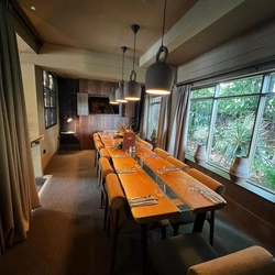 Crafted Pubs - The Four Oaks - social - Private dining.jpeg