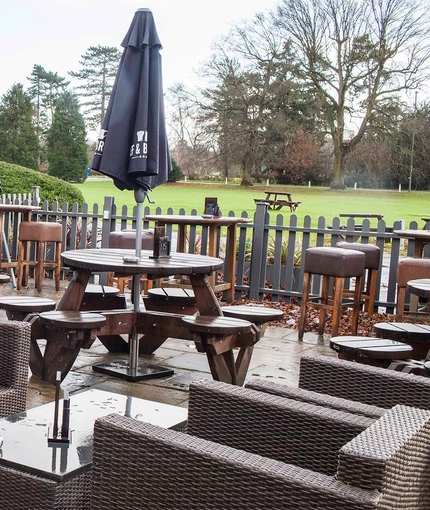 The beer garden of The Fairmile.