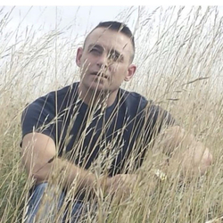 An image of Ethan OLeary the General Manager at The Crown.