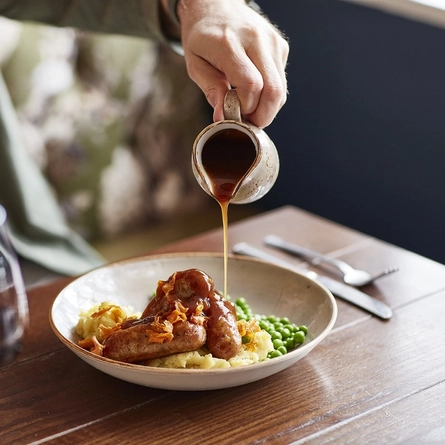 DB_C&B_Product_Advertising_Core-Sausage-And-Mash_2024_001.jpg