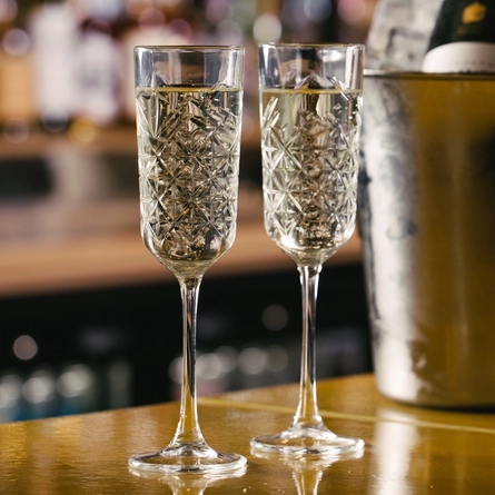 P&V_Crafted_Product_Advertising_Champagne_2023_008