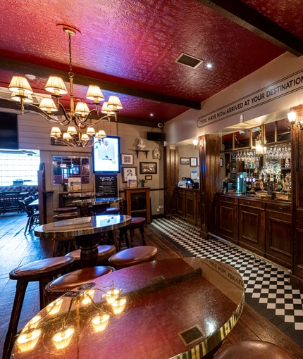 7269_GK_UC_Victoria_Victoria_Pub_2023_5.jpg