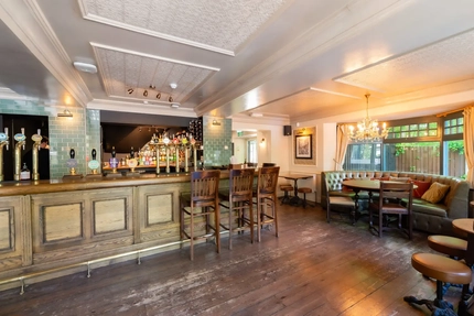 Metro - Bull (Highgate) - The bar area at The Bull