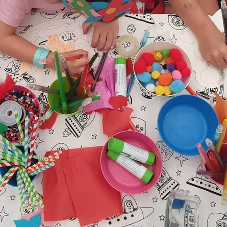 Metro - Fox & Finch (Godalming) - Kids craft table