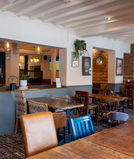 6854_DB_FG_Rose&Crown_Lenton_Venue_Interior_2024_013.jpg