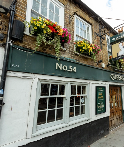 7121_GK_UC_QueensHead_Uxbridge_Pub_2023_14.JPG