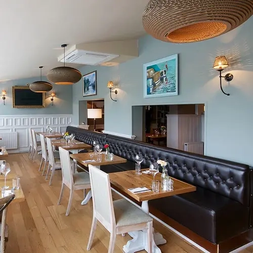 Metro - Magpie (Sunbury-on-Thames) - The dining area of The Magpie