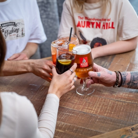DB_FG_Lifestyle_Drinnks-Cheers_2024.jpg