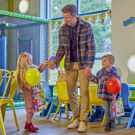 WW_People_Lifestyle_Party_Kids&PartyBag_2023_2.jpg