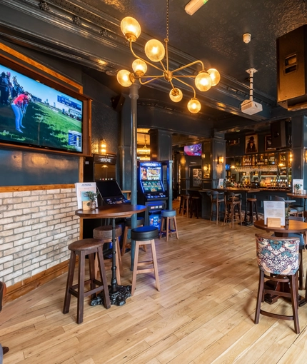 The restaurant area at the Prince Of Wales.
