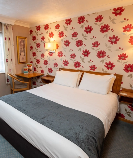 The inside of a hotel room at The Bridge Inn.