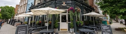 The outside of a pub.