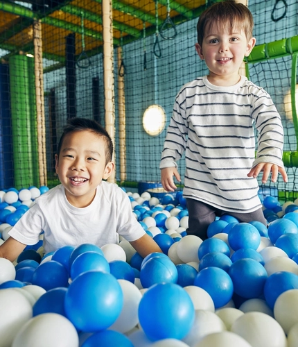 DB_WW_People_Lifestyle_Children-Playing-In-Softplay_2024_071.jpg