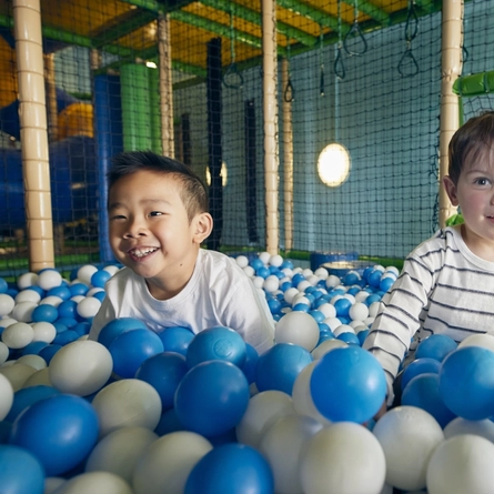 DB_WW_People_Lifestyle_Children-Playing-In-Softplay_2024_072.jpg