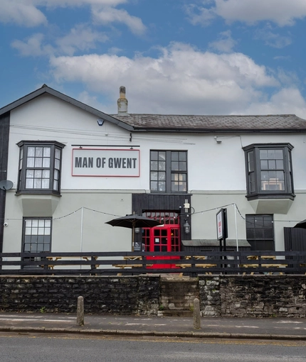 The exterior facade of the Man of Gwent.
