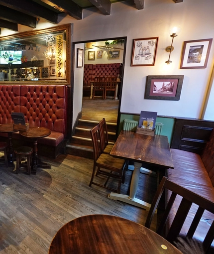 GK Heritage - 7217 Malt Shovel Inn (Edinburgh) - 023 SA.JPG