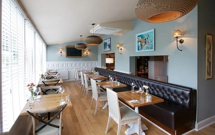 Metro - Magpie (Sunbury-on-Thames) - The dining area of The Magpie