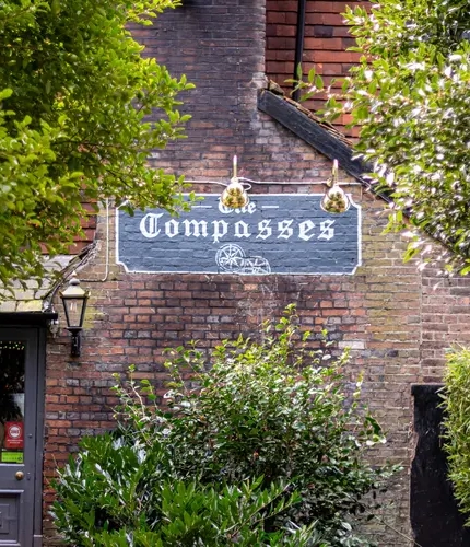 7689_GK_Heritage_Compasses_TunbridgeWells_Pub_2023_053.jpg