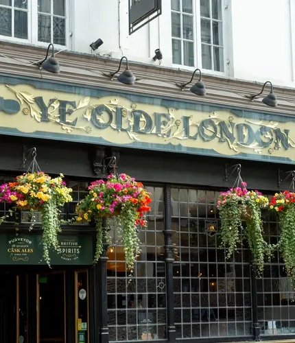 The exterior of Ye Olde London pub