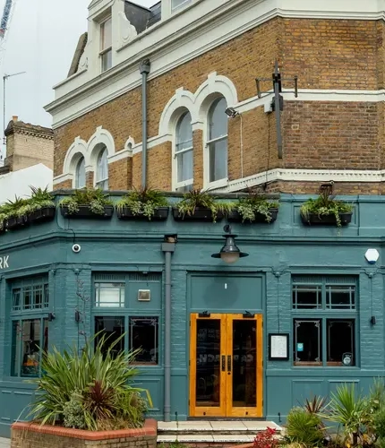 The Raynes Park Tavern Pub in Raynes Park