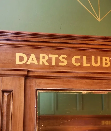 Metro - Alexandra (Clapham) - Clapham darts club