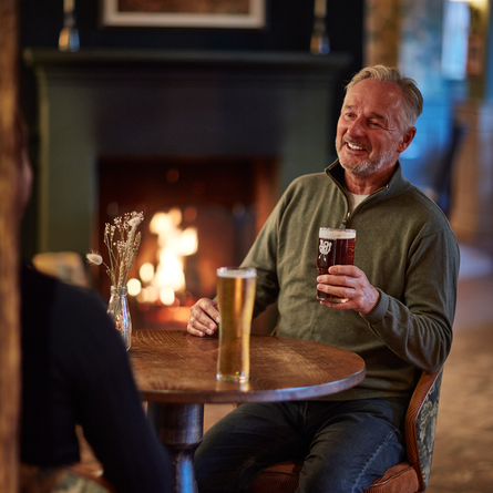 DB_C&B_People_Lifestyle_Cosy-Dinner-Retouched_2024_007.png