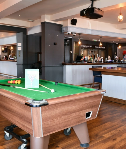 interior pub games