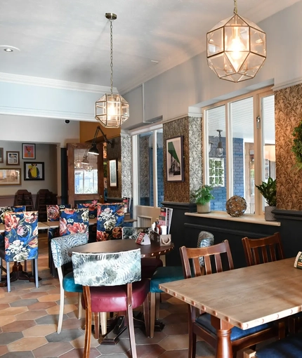 The restaurant area in the Master Potter.