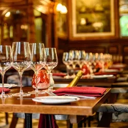Metro - Cafe Royal (Edinburgh) - Table