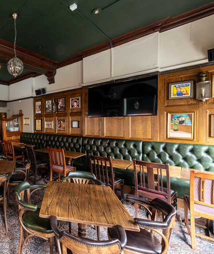 7228_GK_UC_Plough_Bloomsbury_Pub_2023_11.jpg